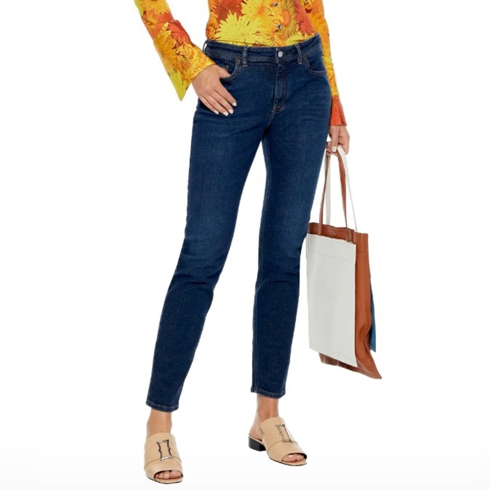 Acne Studios Skin 5 Raw Rinse mid-rise skinny jeans. 💙